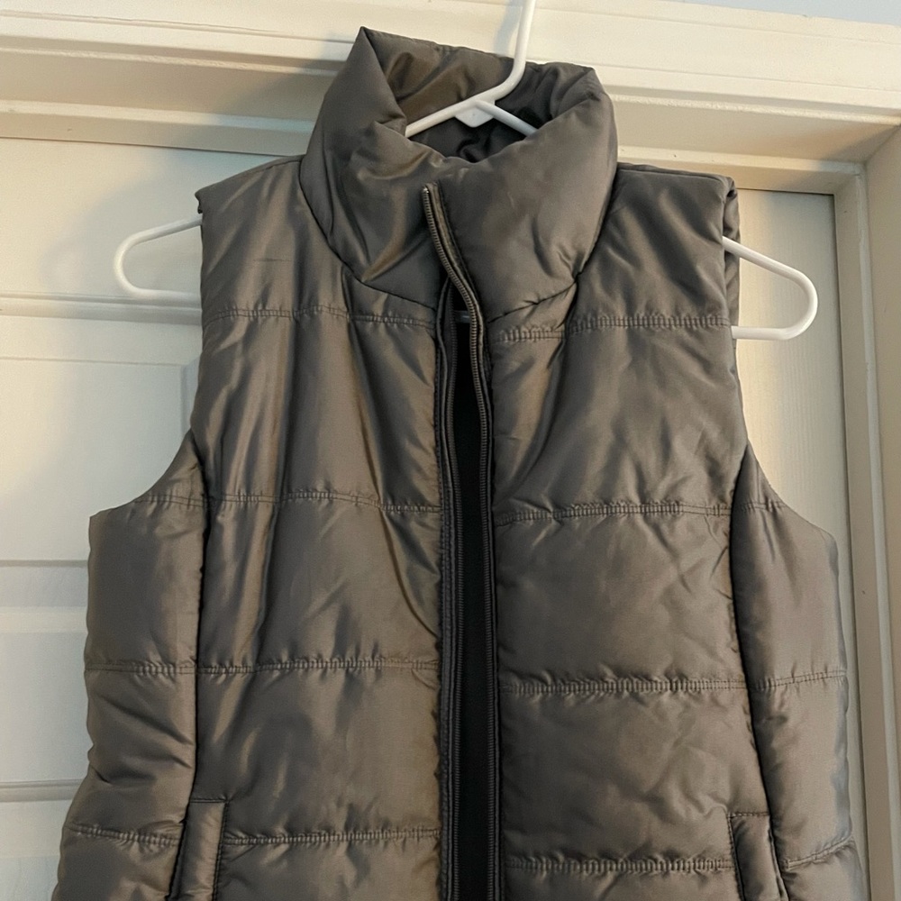 NY&Co Vest